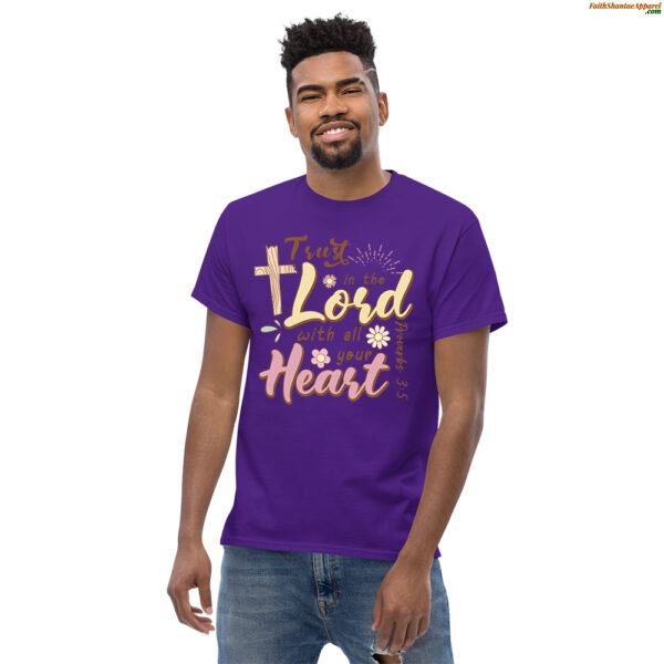 Trust In The Lord With All Your Heart – Adult Short Sleeve T-Shirt